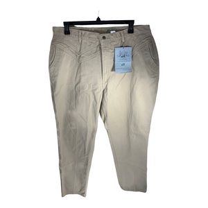 Blue Clover by Rocky Mountain Tan Jeans